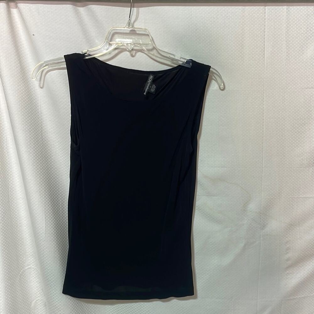 Bloomingdale’sNow black rayon tank S euc slippery slinky material opaque color